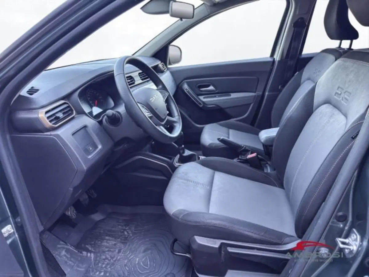 Dacia Duster usata a Perugia (10)