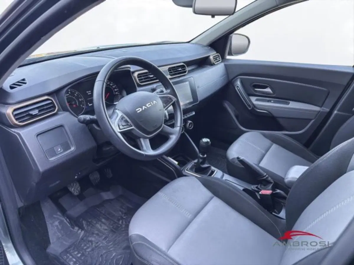 Dacia Duster usata a Perugia (9)