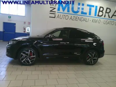 Audi Q5 Sportback 40 2.0 tdi mhev 12V Identity Black quattro s-tronic del 2023 usata a Piacenza