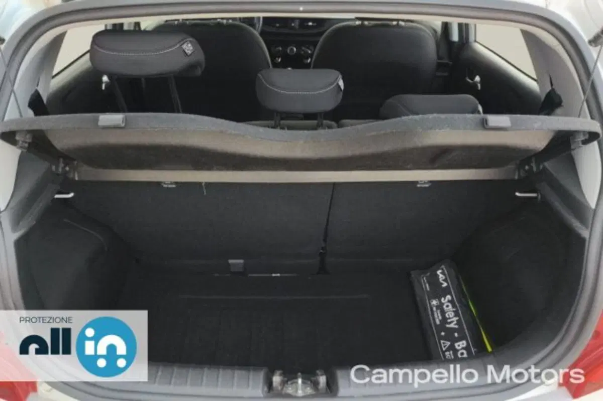 Kia Picanto usata a Venezia (18)