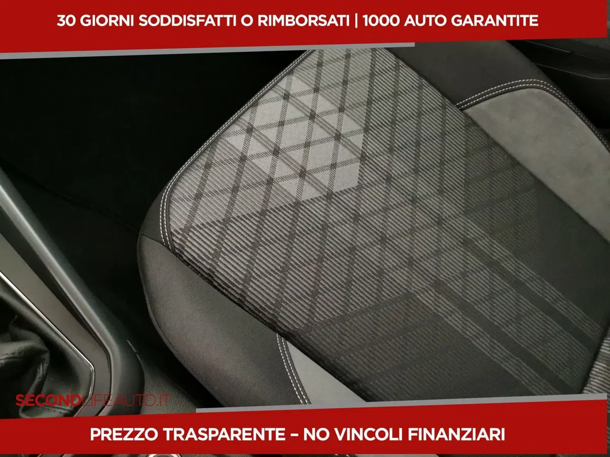 Volkswagen Taigo nuova a Teramo (15)