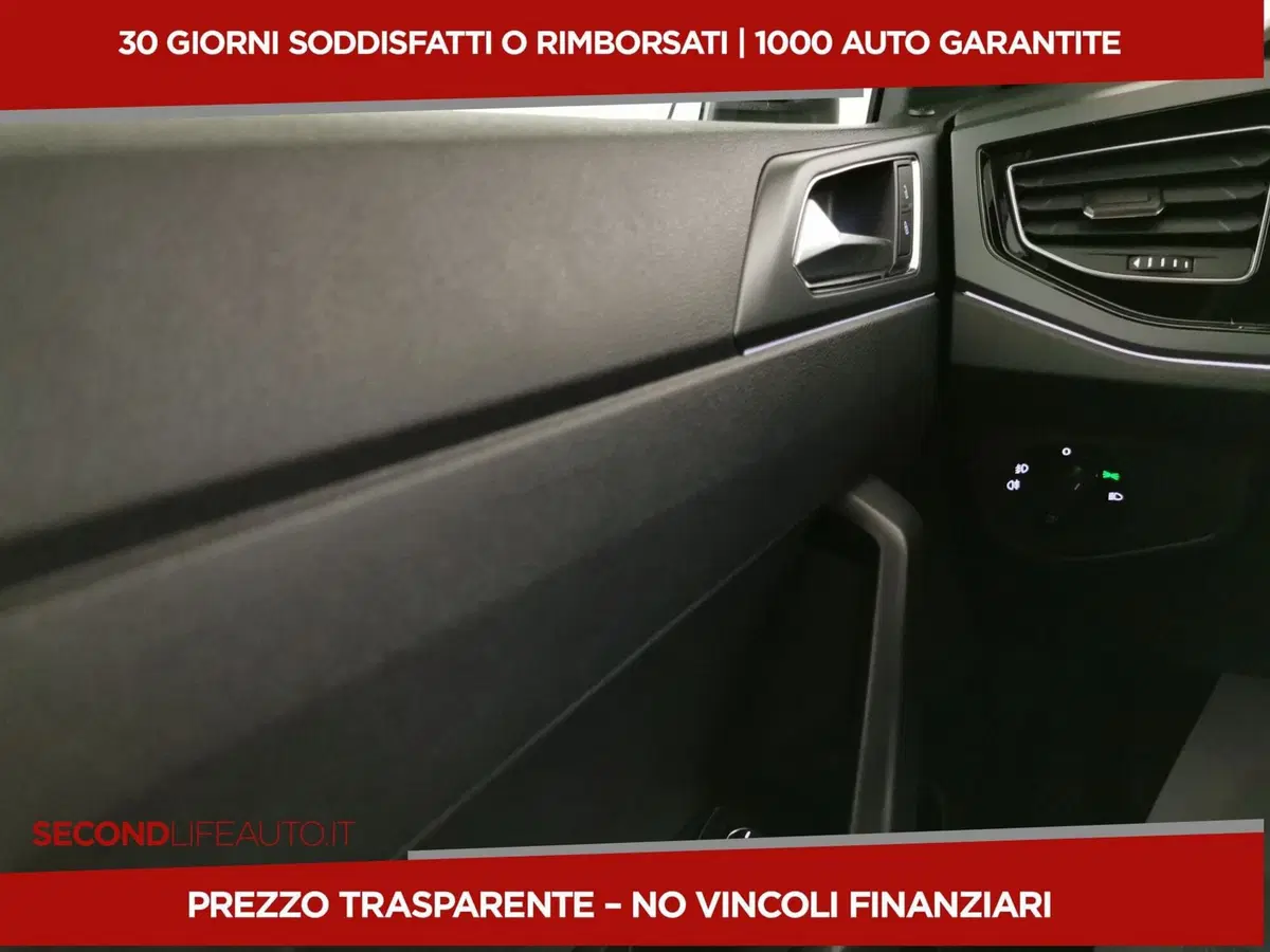 Volkswagen Taigo nuova a Teramo (18)