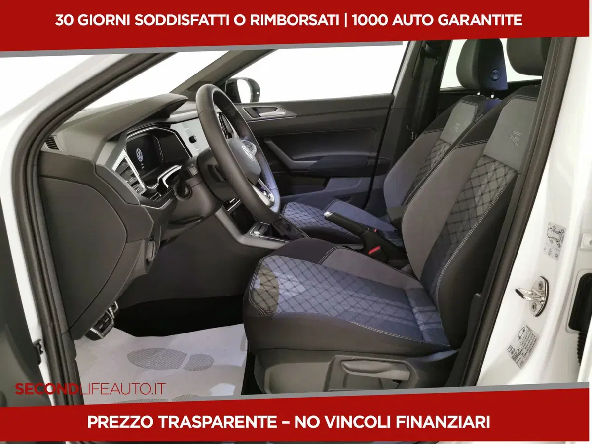Volkswagen Taigo nuova a Teramo (5)