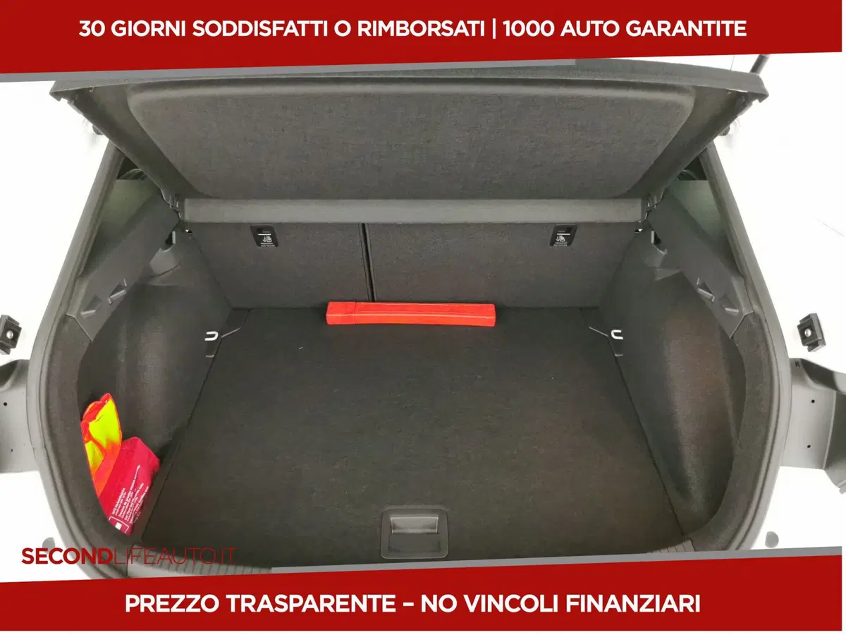 Volkswagen Taigo nuova a Teramo (7)