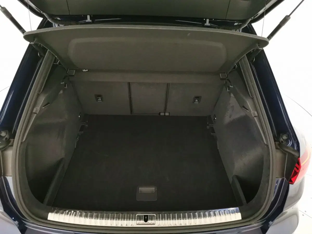 Audi Q3 Sportback usata a Teramo (7)