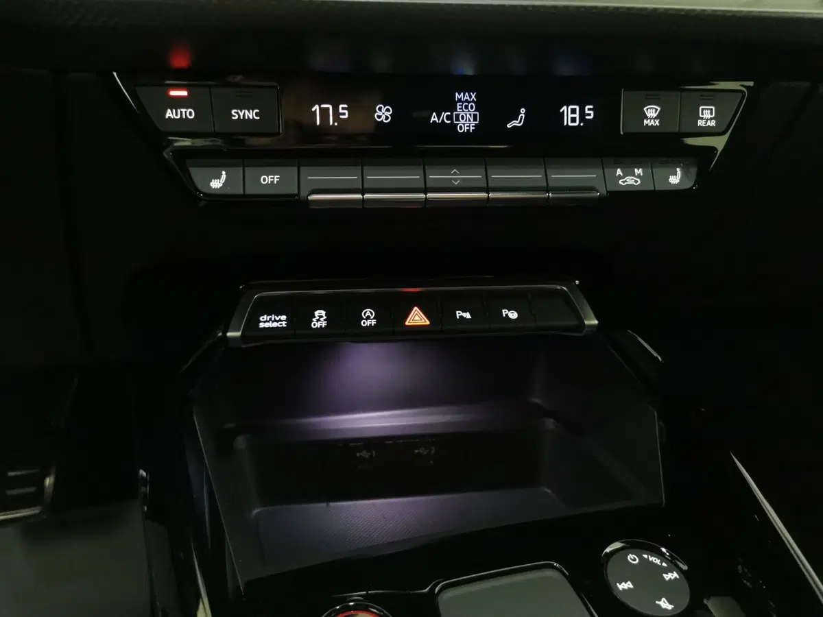 Audi A3 Sportback nuova a Teramo (15)