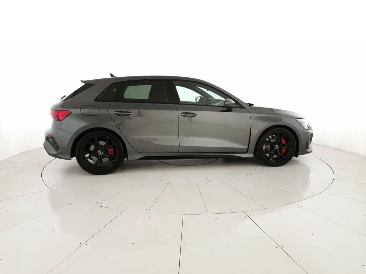 Audi A3 Sportback nuova a Teramo (4)