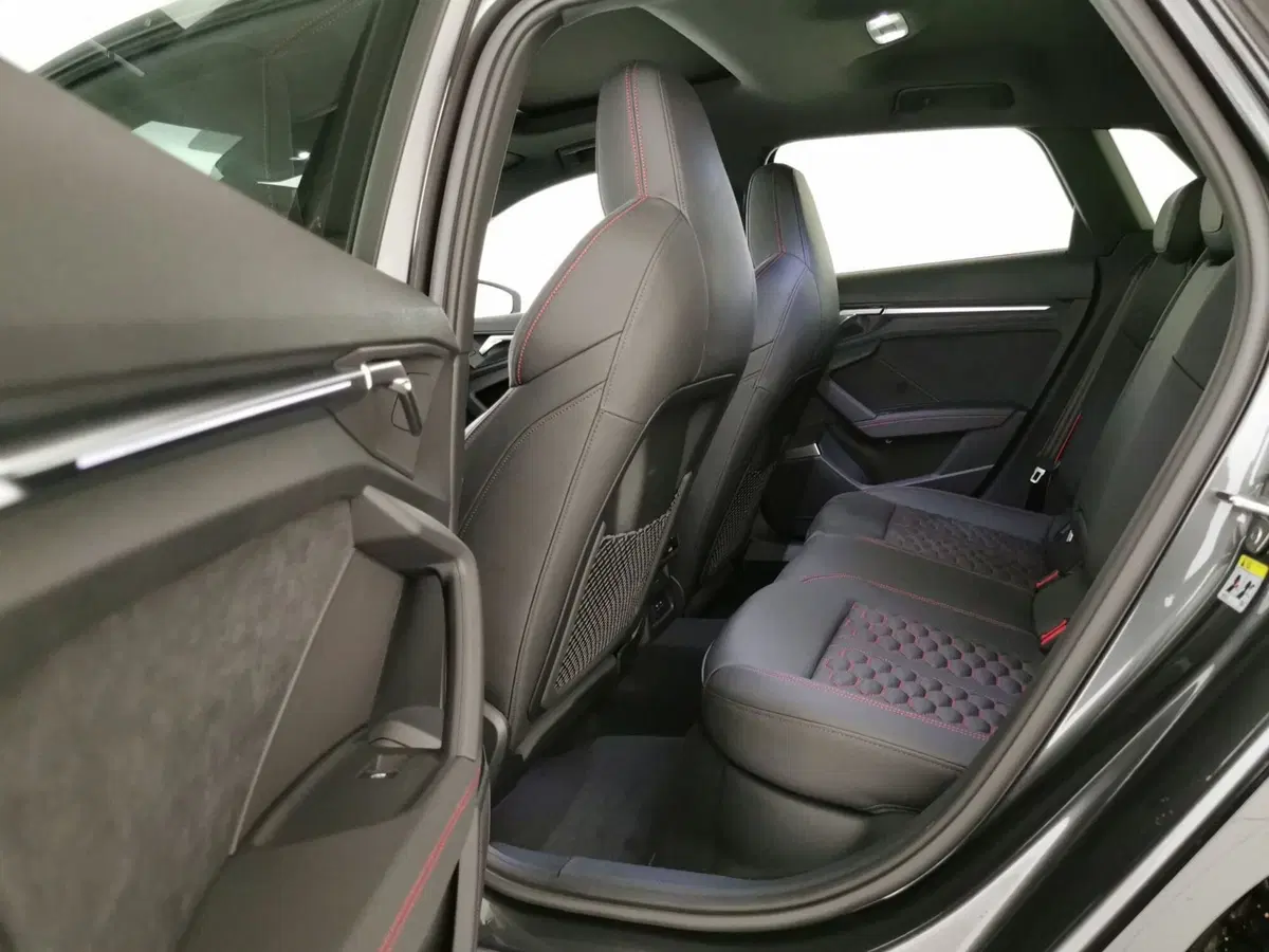 Audi A3 Sportback nuova a Teramo (6)