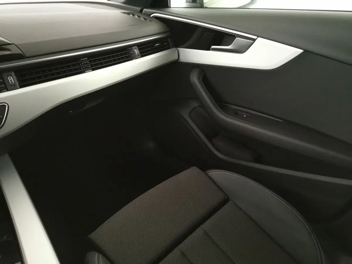Audi A4 Avant usata a Teramo (18)