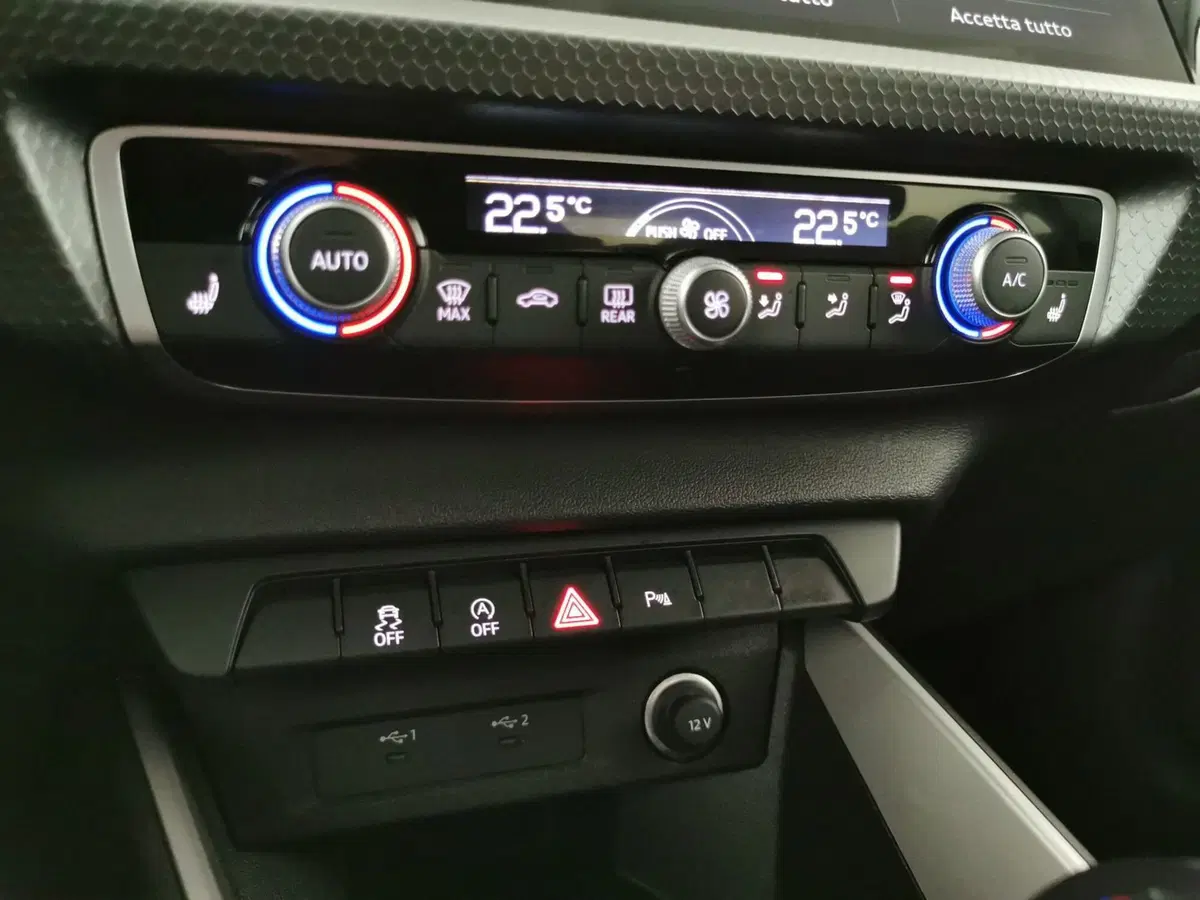 Audi A1 allstreet usata a Teramo (14)