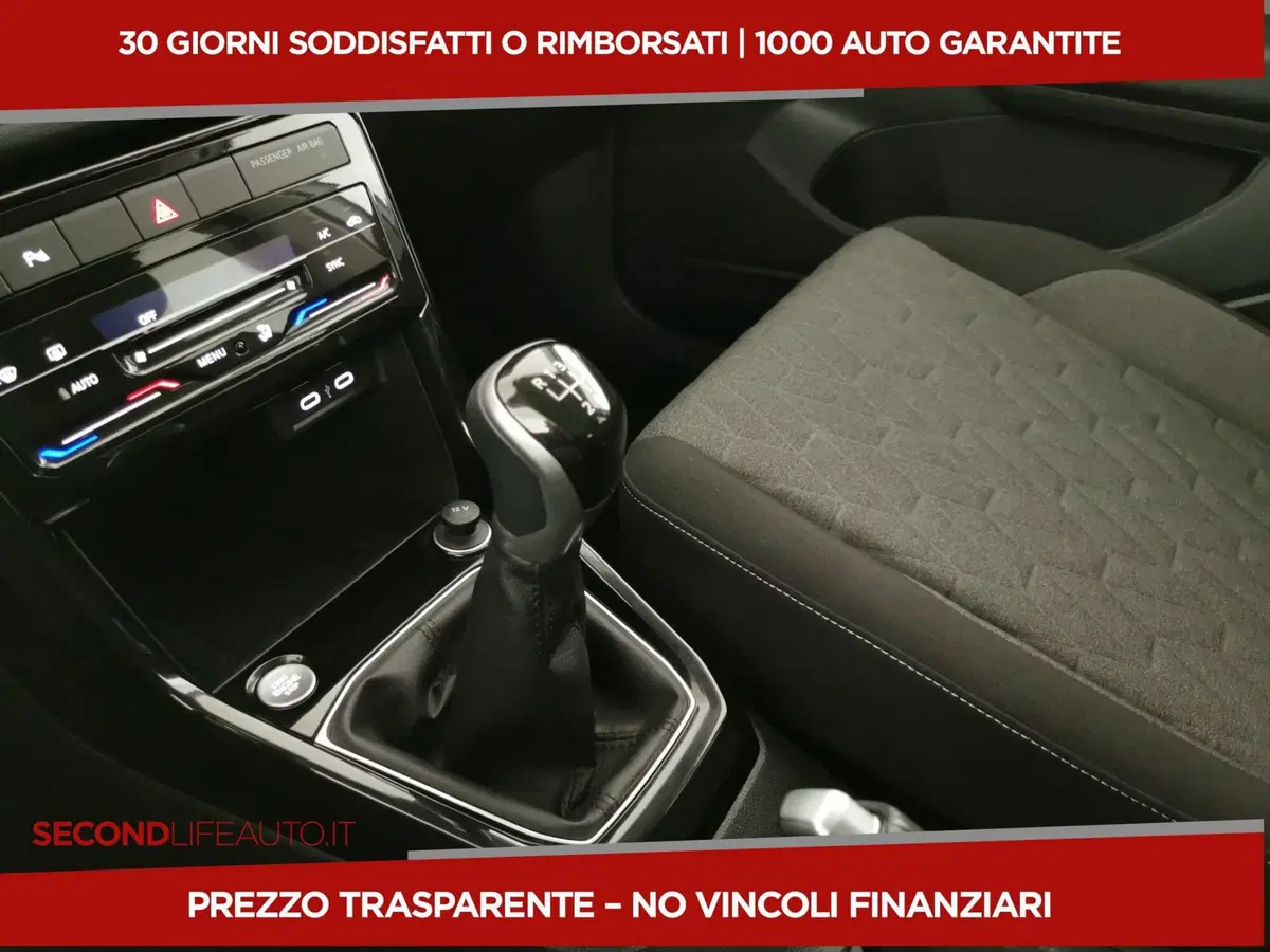 Volkswagen T-Cross usata a Teramo (18)