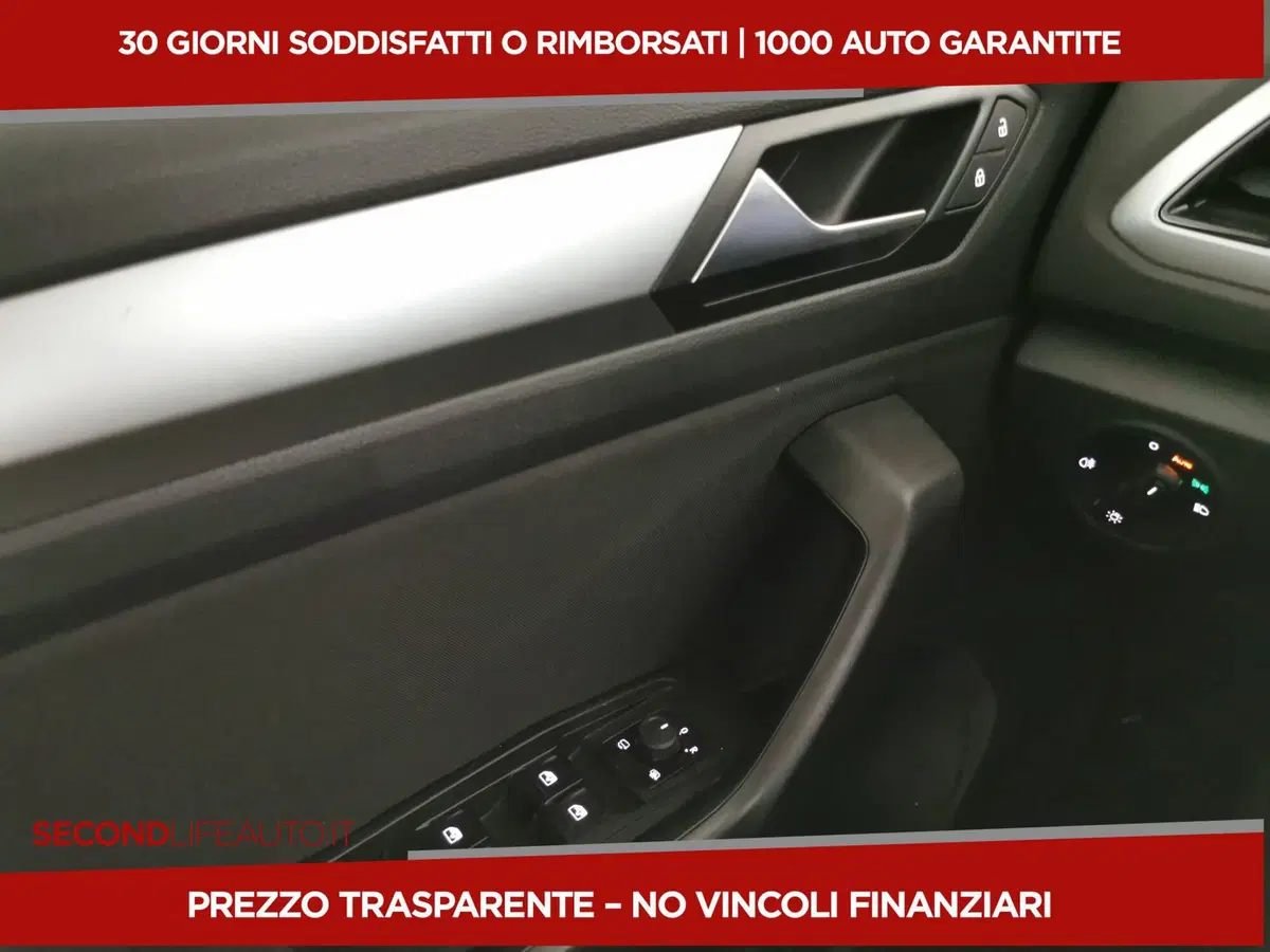 Volkswagen T-Roc usata a Teramo (12)