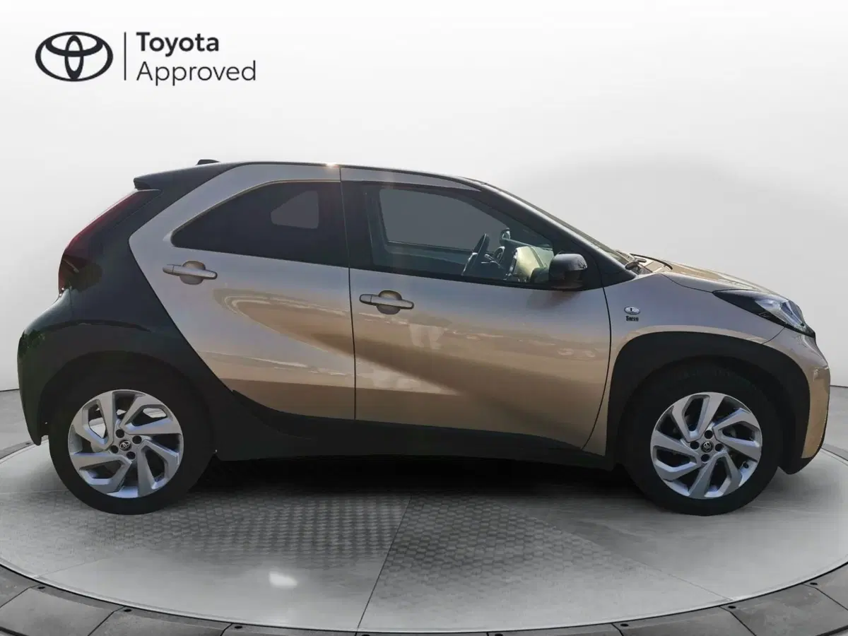 Toyota Aygo X usata a Bergamo (14)