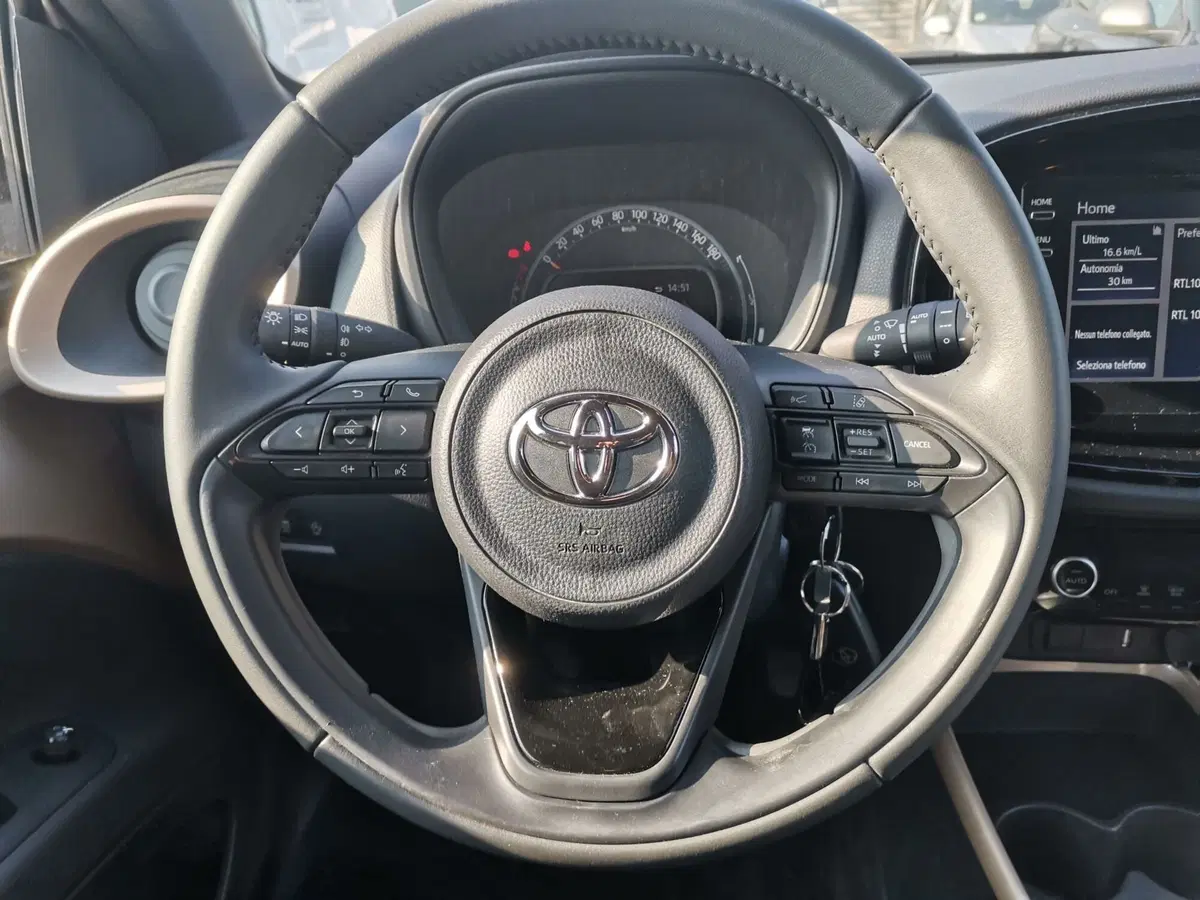 Toyota Aygo X usata a Bergamo (16)