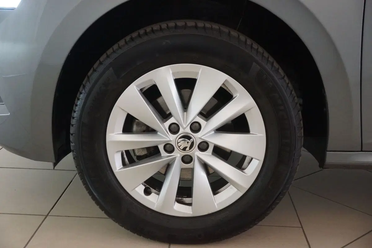 Skoda Kamiq usata a Torino (18)