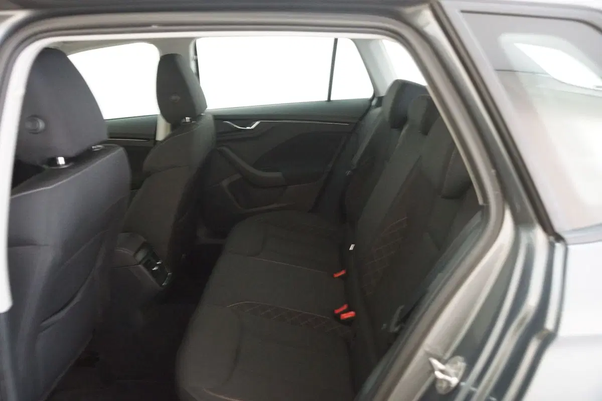 Skoda Kamiq usata a Torino (8)