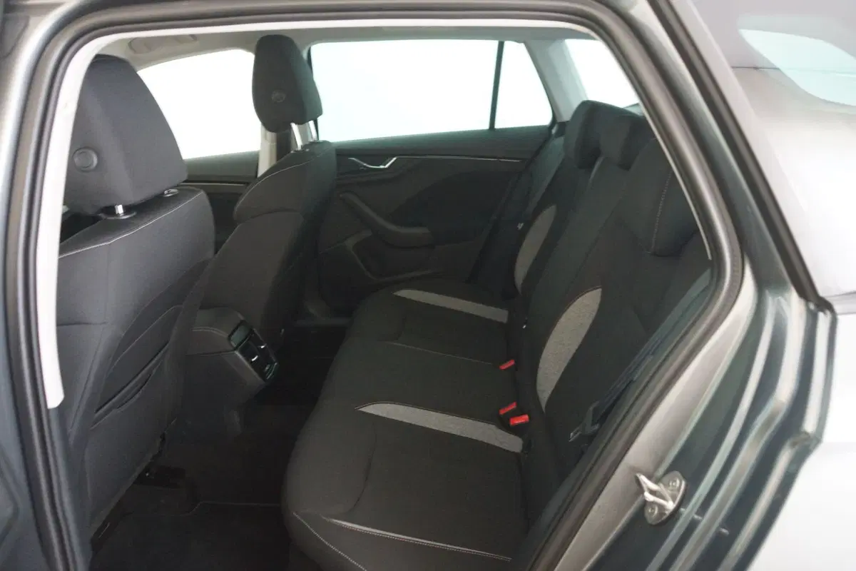Skoda Kamiq usata a Torino (8)