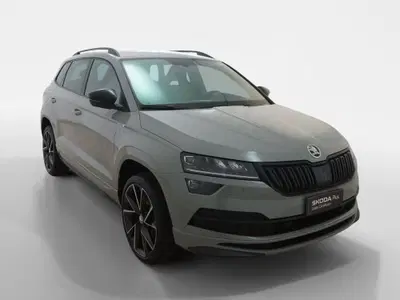 Skoda Karoq 1.5 TSI ACT SportLine del 2021 usata a Torino