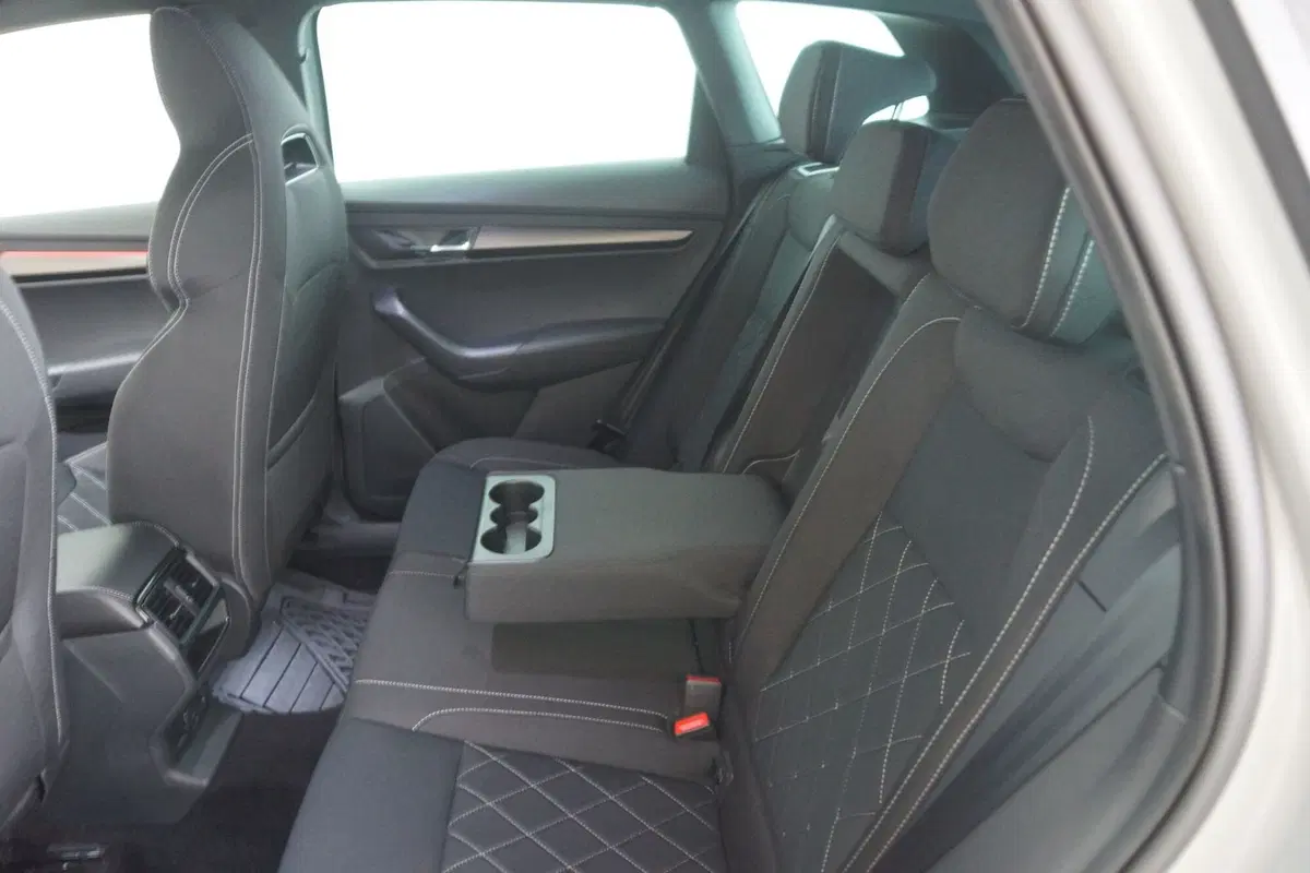 Skoda Karoq usata a Torino (9)