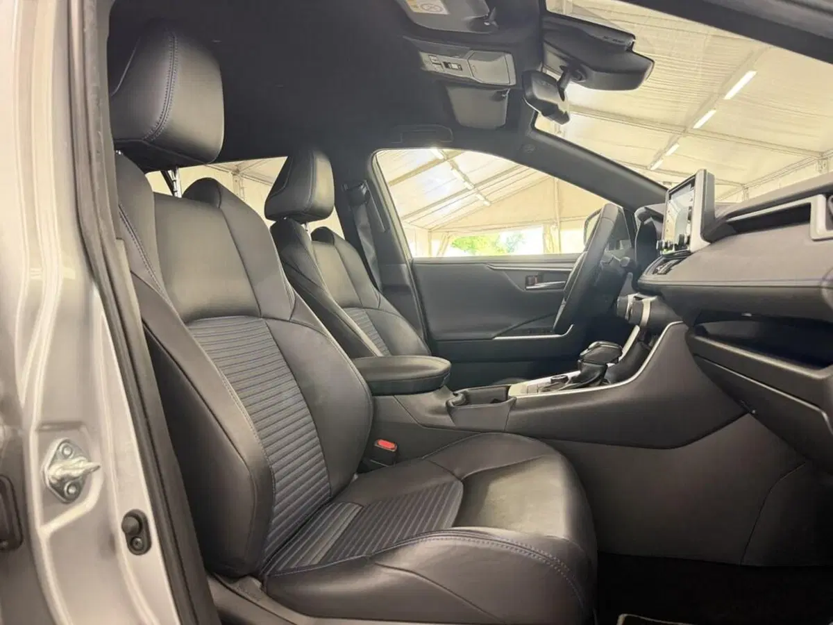 Toyota Rav4 usata a Monza e Brianza (10)