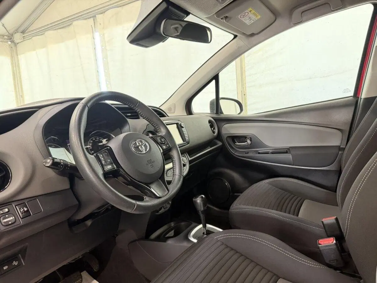 Toyota Yaris usata a Monza e Brianza (12)