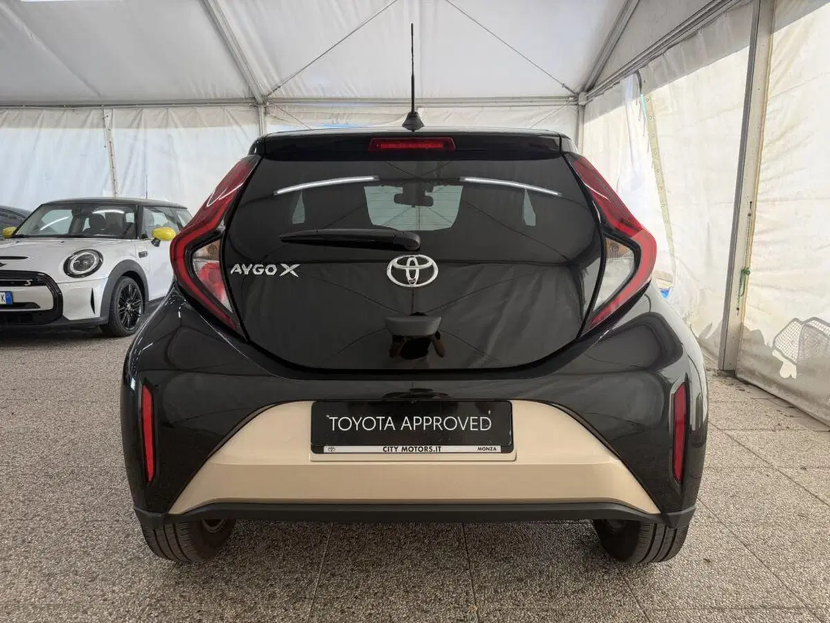 Toyota Aygo X usata a Monza e Brianza (6)