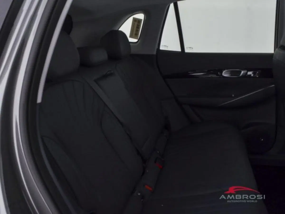 Geely EX5 nuova a Perugia (11)