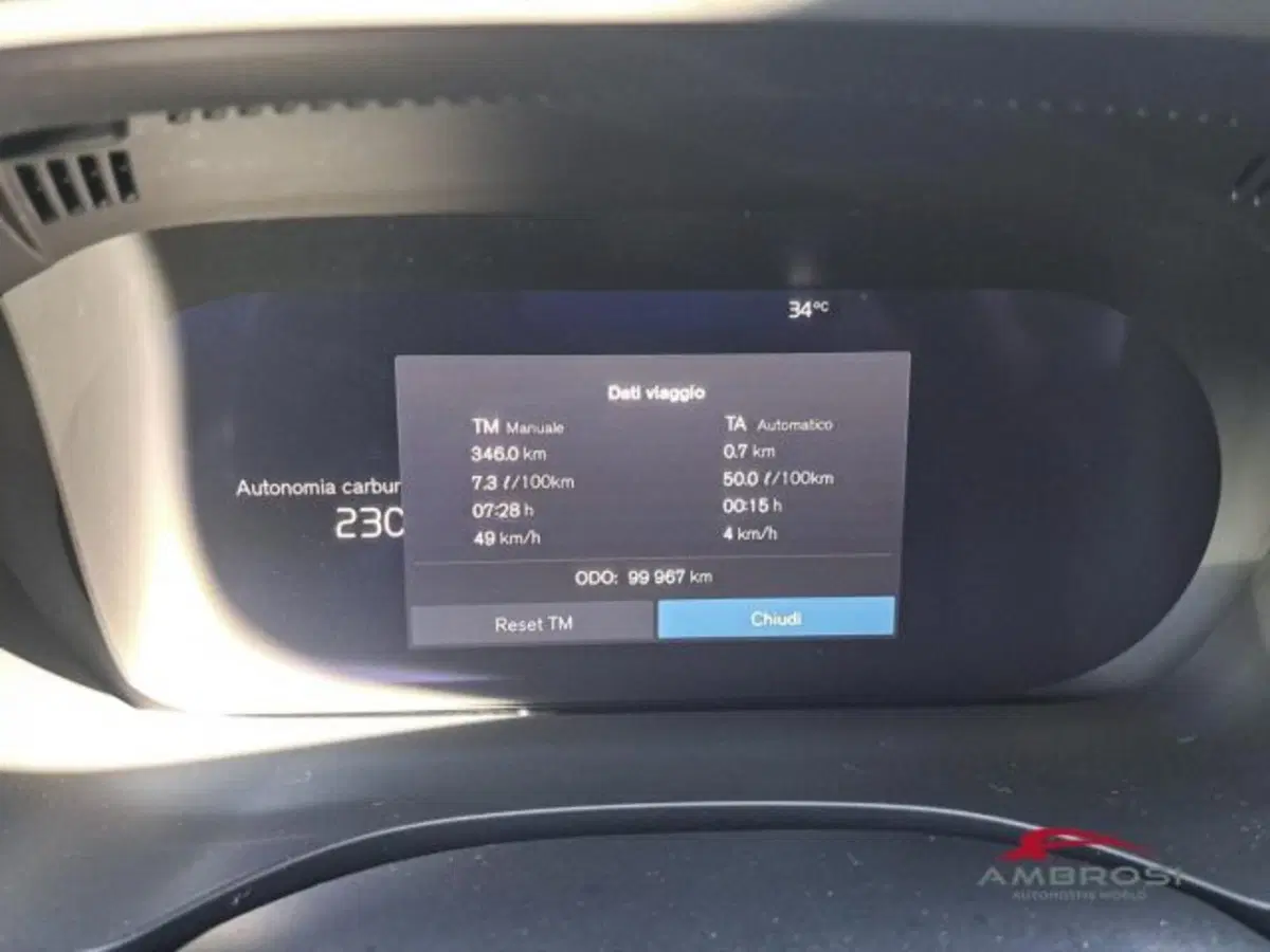 Volvo XC60 usata a Perugia (11)