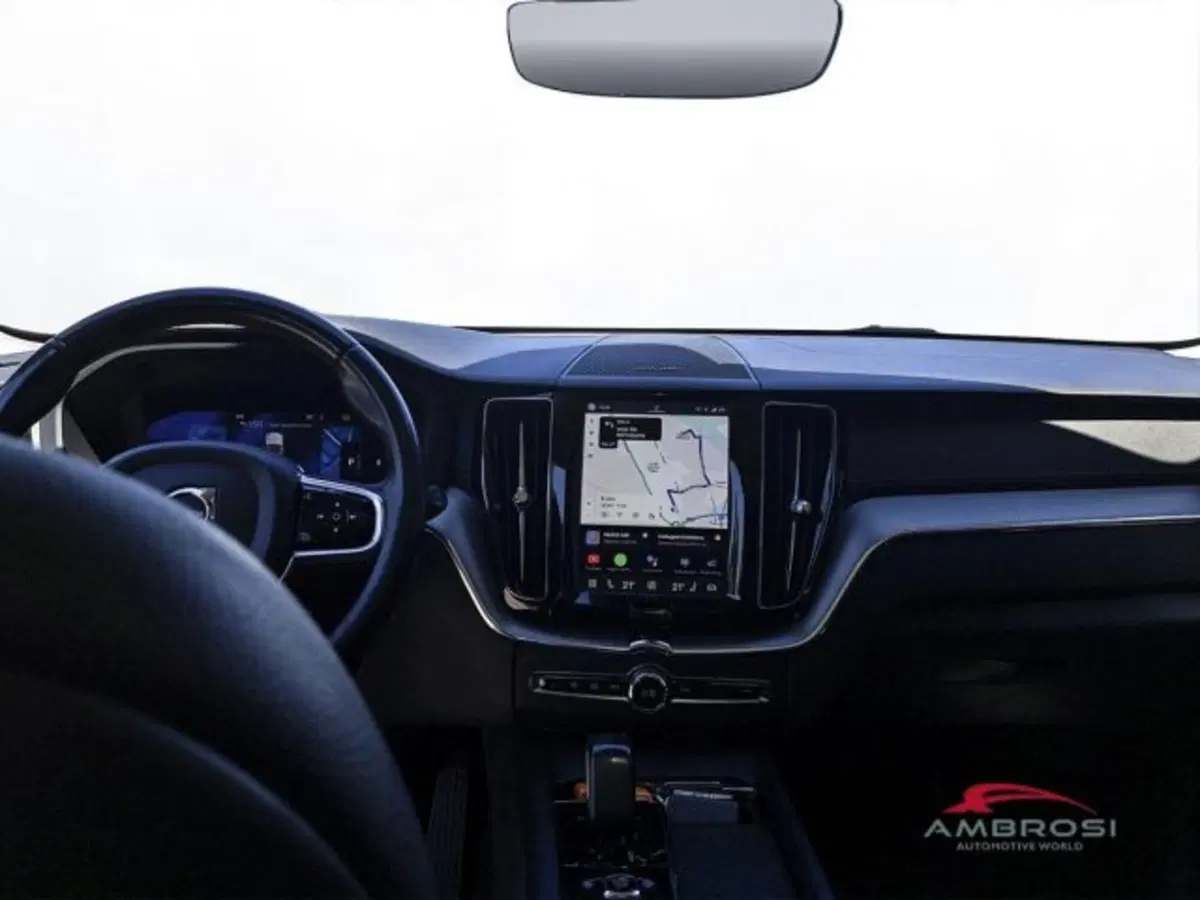 Volvo XC60 usata a Perugia (12)