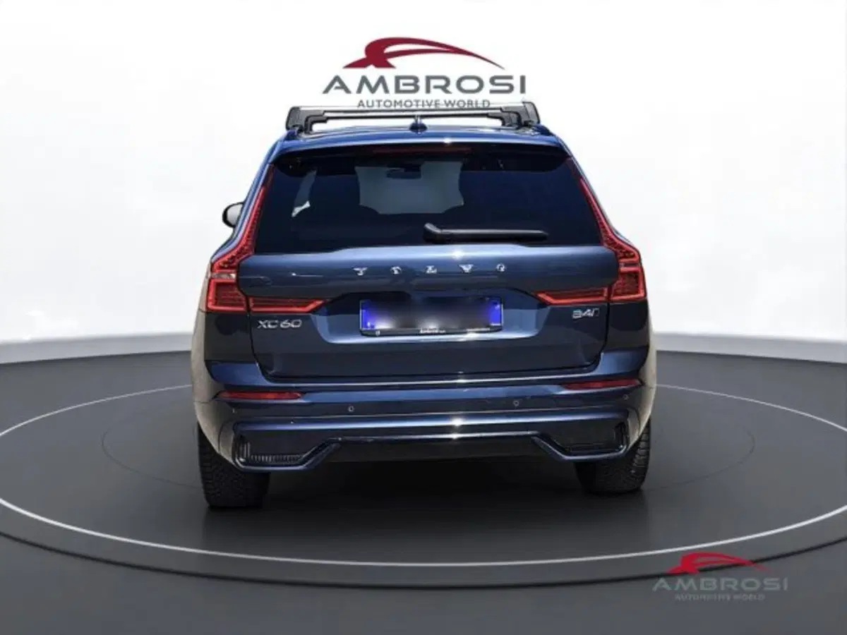 Volvo XC60 usata a Perugia (8)
