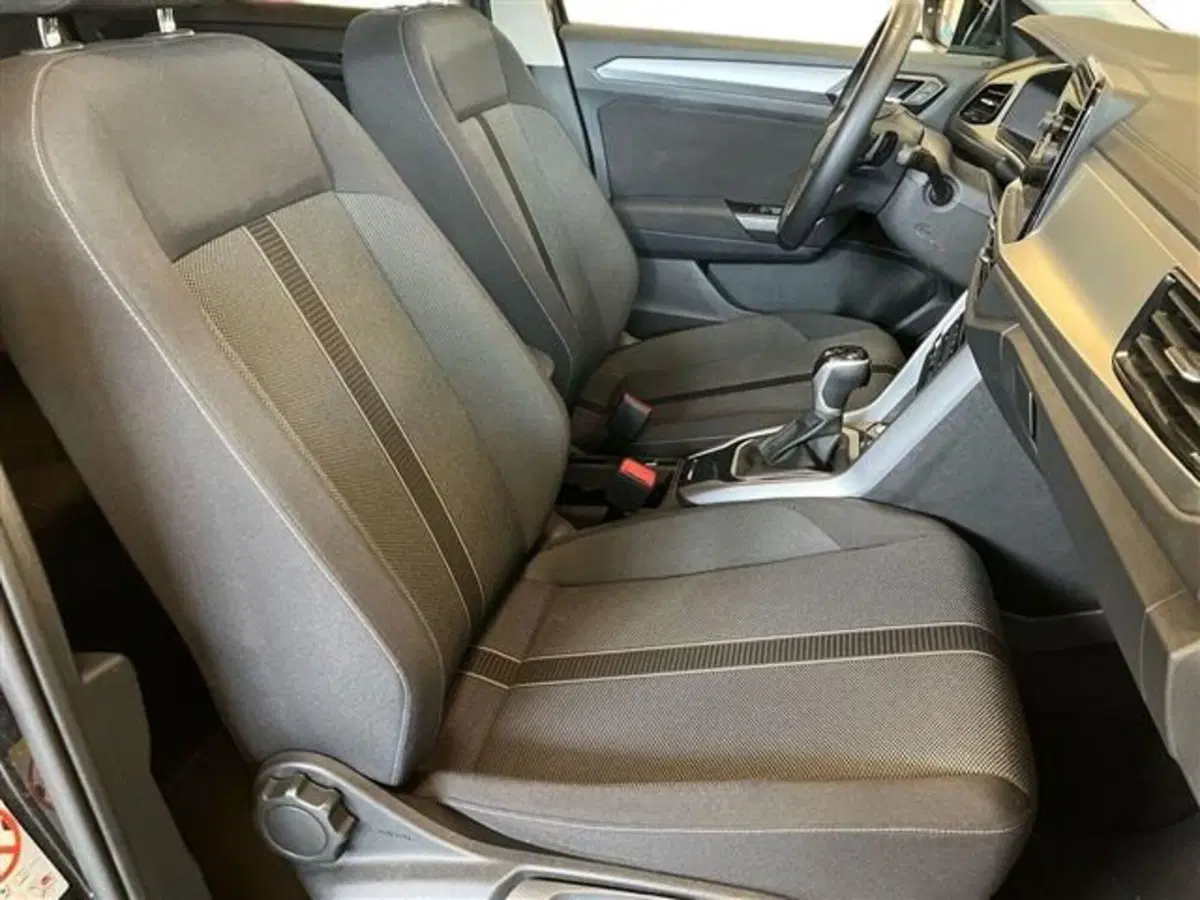 Volkswagen T-Roc usata a Como (12)