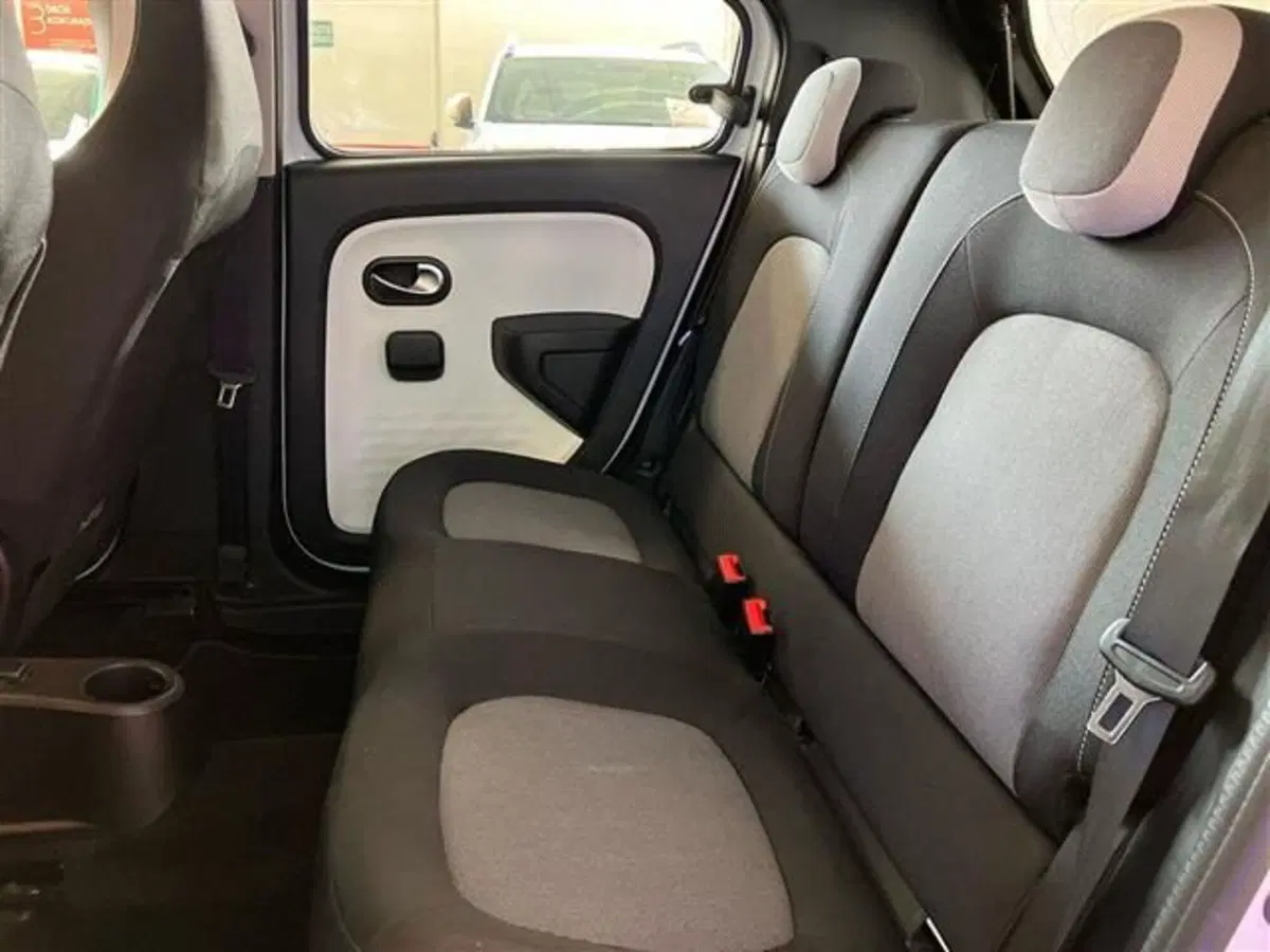 Renault Twingo usata a Como (12)