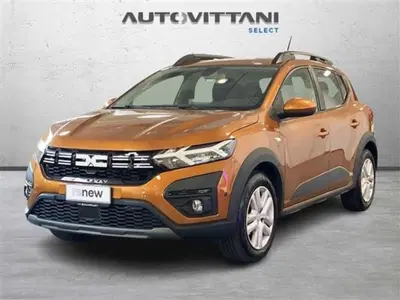 Dacia Sandero Stepway 1.0 tce Expression 90cv cvt del 2024 usata a Como