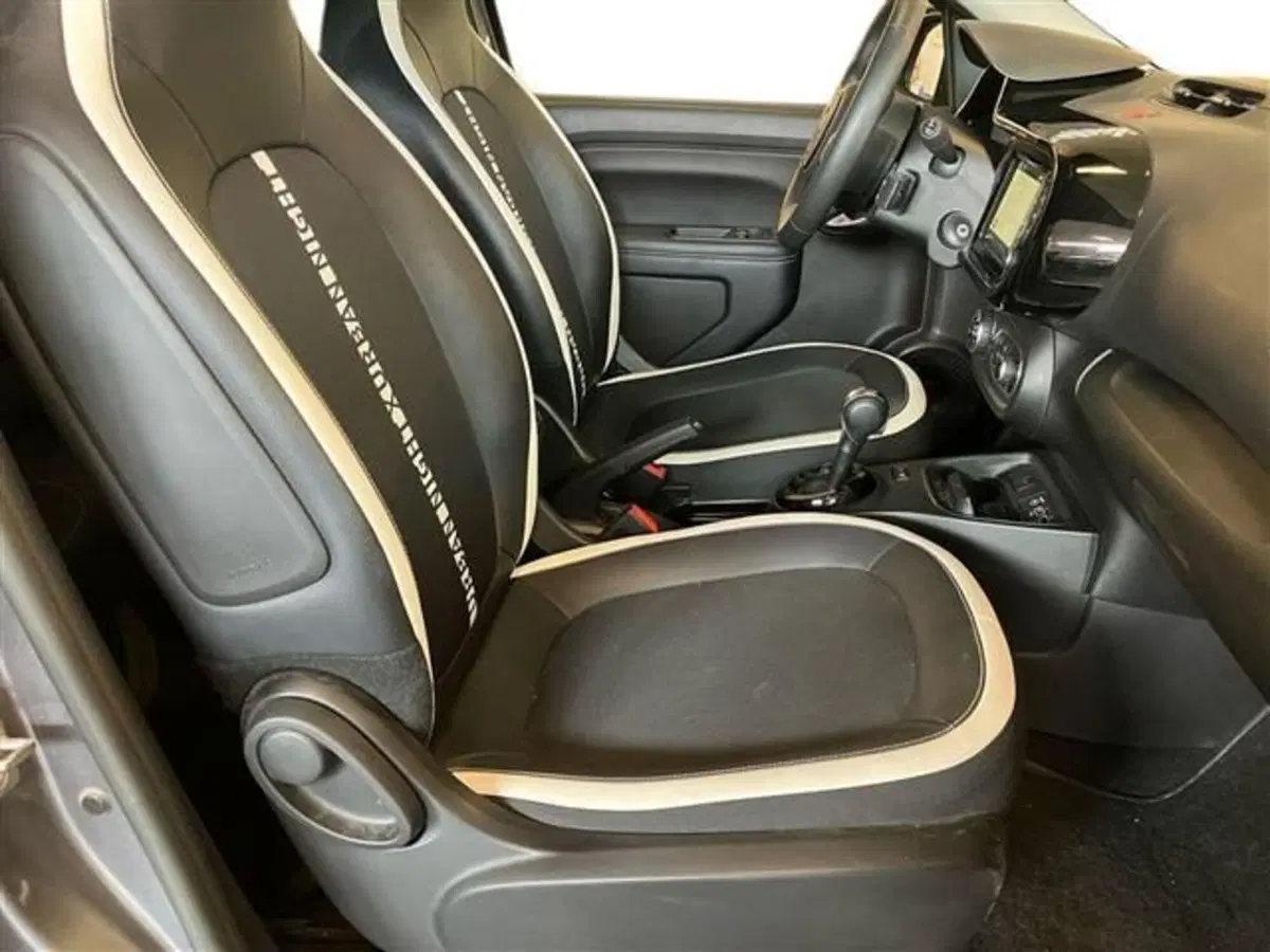 Renault Twingo usata a Como (11)