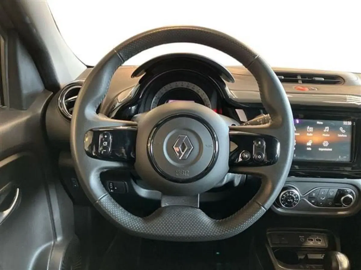 Renault Twingo usata a Como (16)