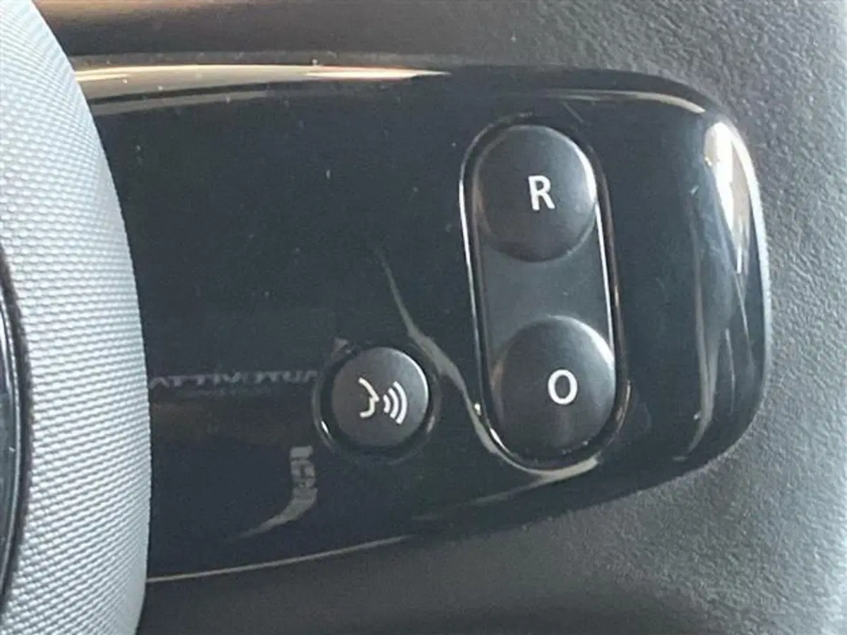 Renault Twingo usata a Como (18)