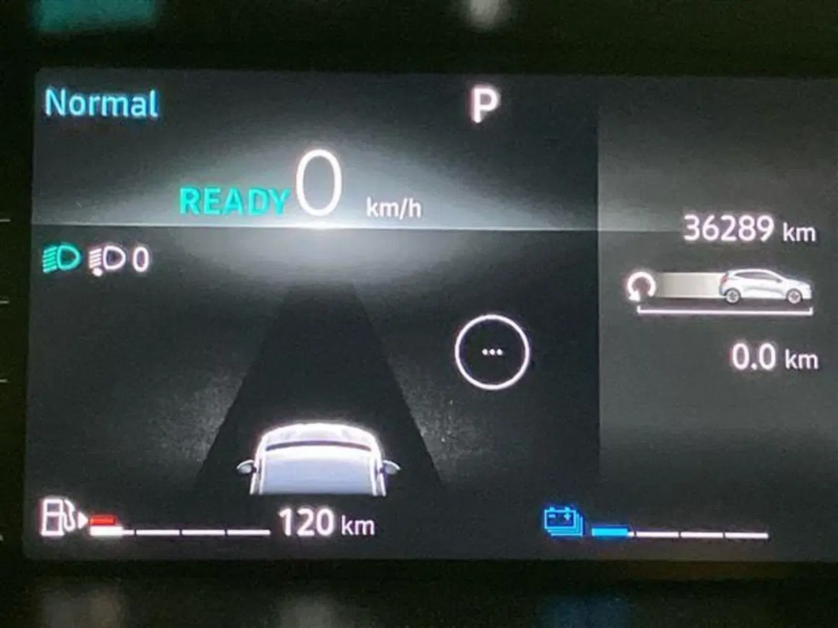 Renault Clio usata a Como (15)