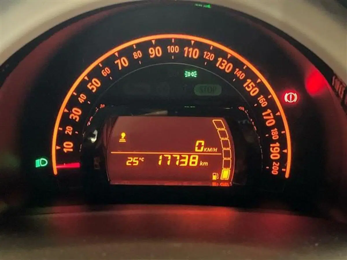 Renault Twingo usata a Como (15)
