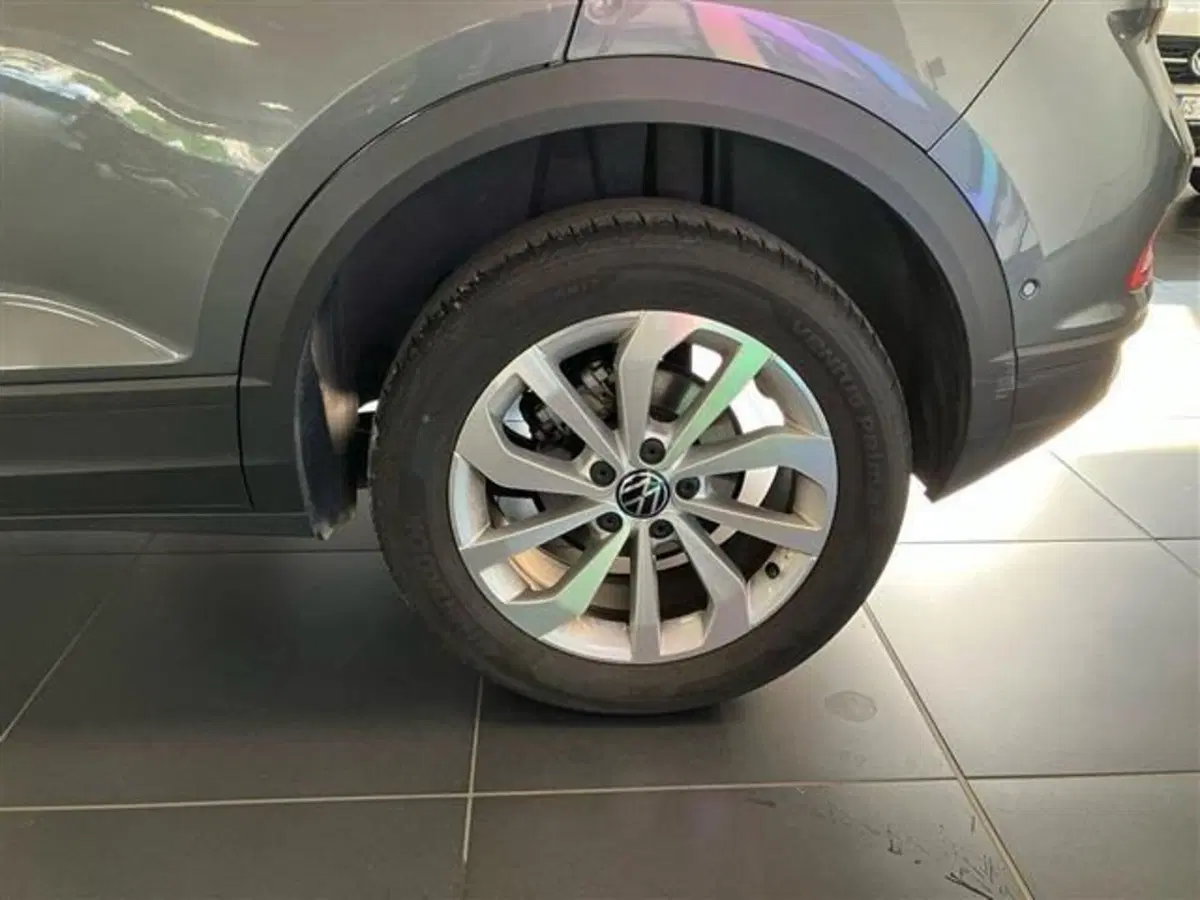 Volkswagen T-Roc usata a Como (6)