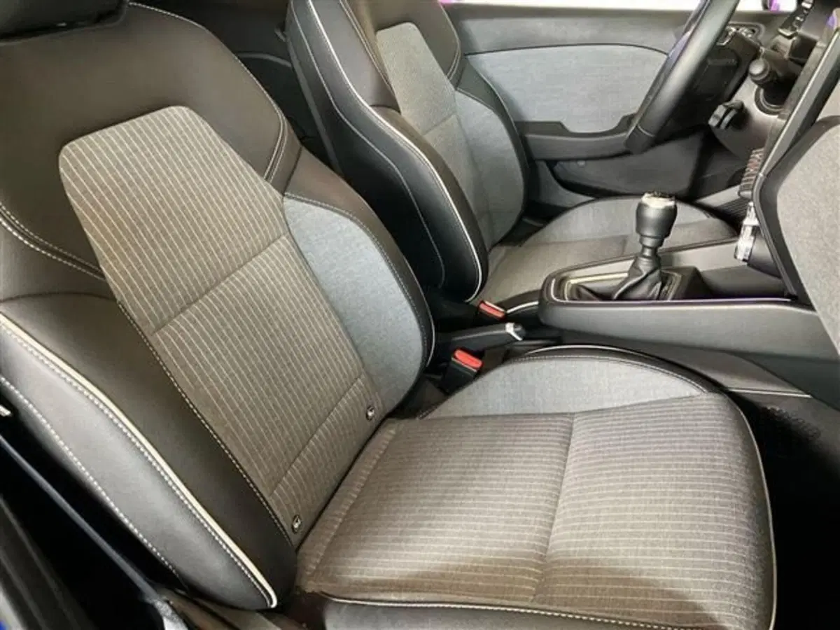 Renault Clio usata a Como (12)