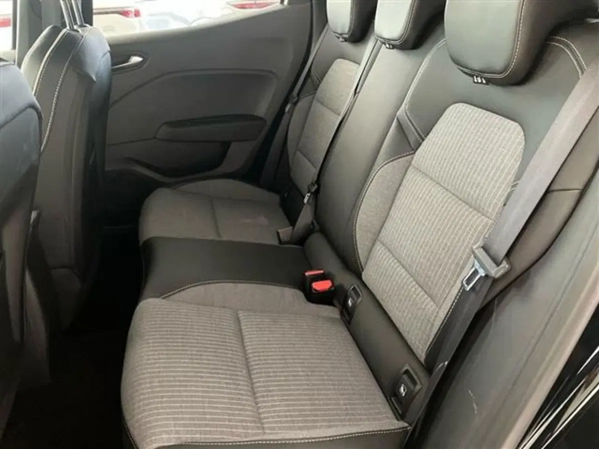 Renault Clio usata a Como (11)