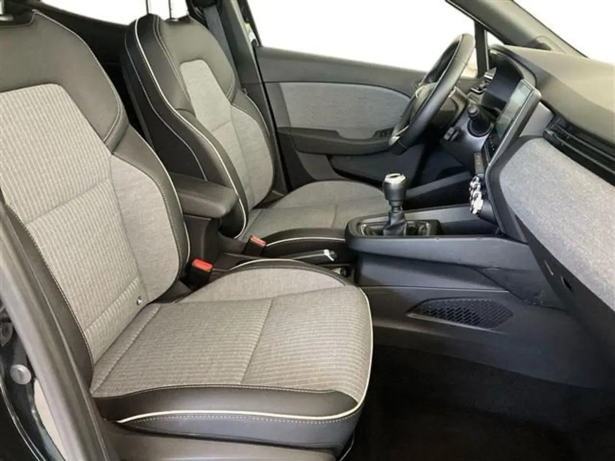 Renault Clio usata a Como (12)