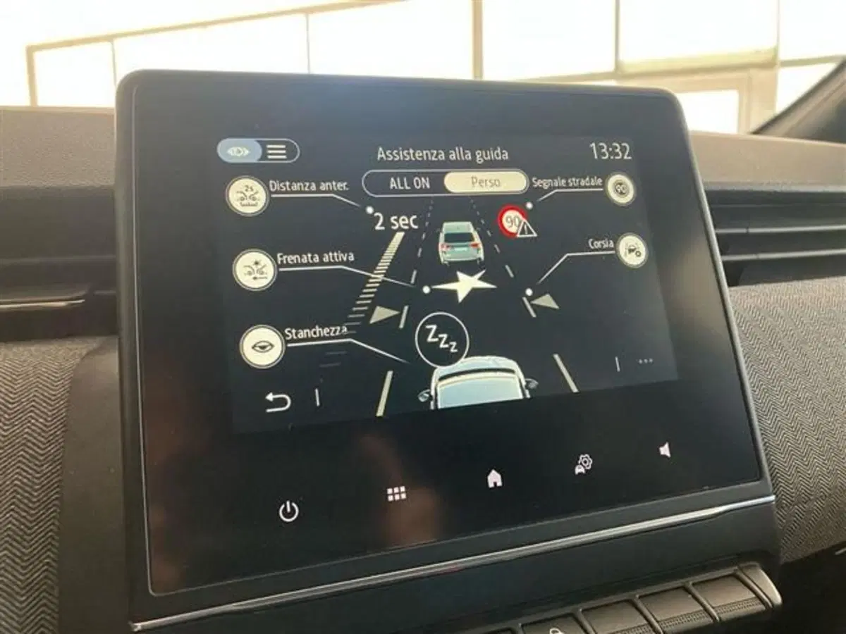 Renault Clio usata a Como (15)