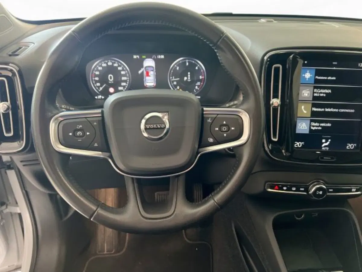 Volvo XC40 usata a Modena (3)