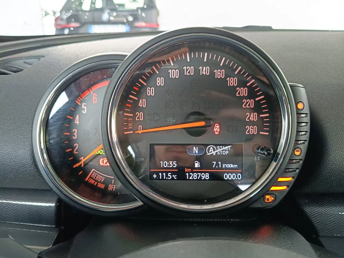 MINI Mini Clubman usata a Ascoli Piceno (12)