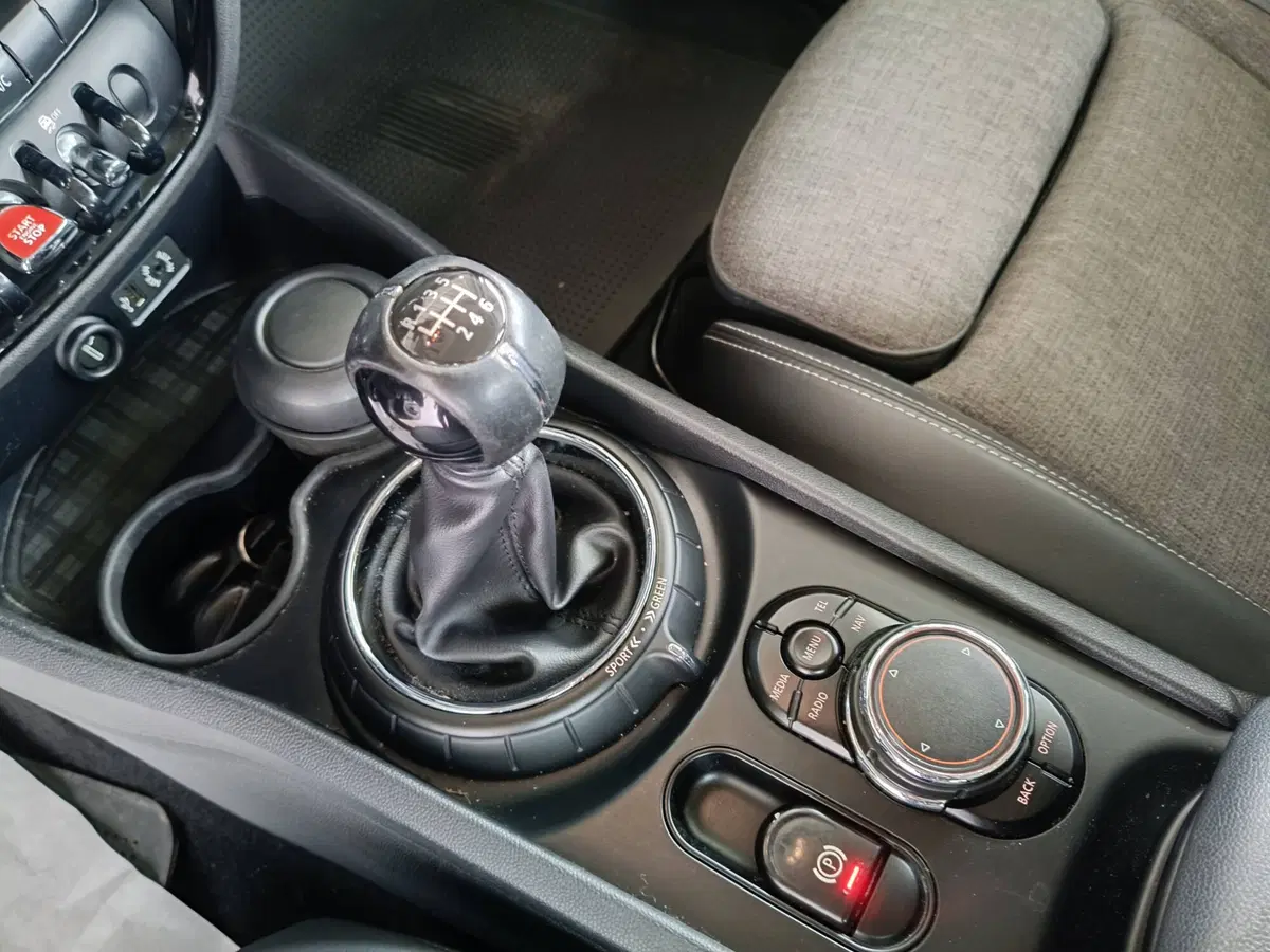 MINI Mini Clubman usata a Ascoli Piceno (15)