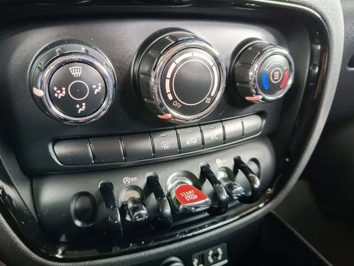 MINI Mini Clubman usata a Ascoli Piceno (16)