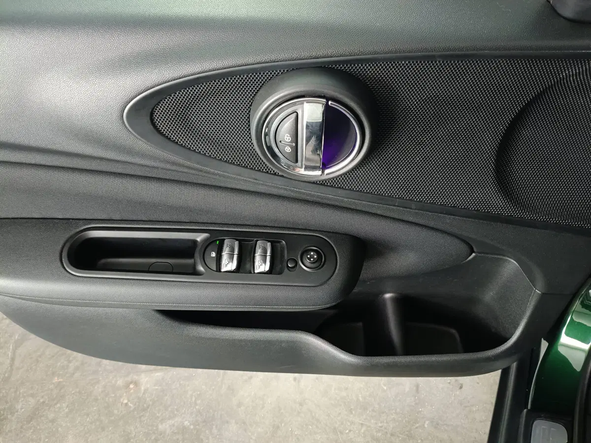 MINI Mini Clubman usata a Ascoli Piceno (16)