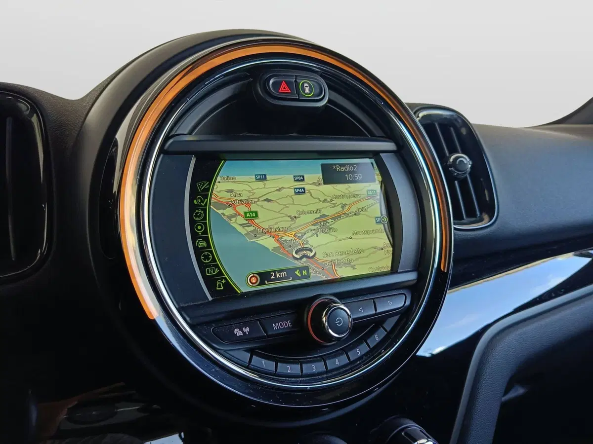 MINI Mini Countryman usata a Ascoli Piceno (14)