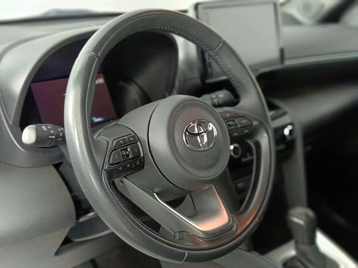 Toyota Yaris Cross usata a Ascoli Piceno (16)